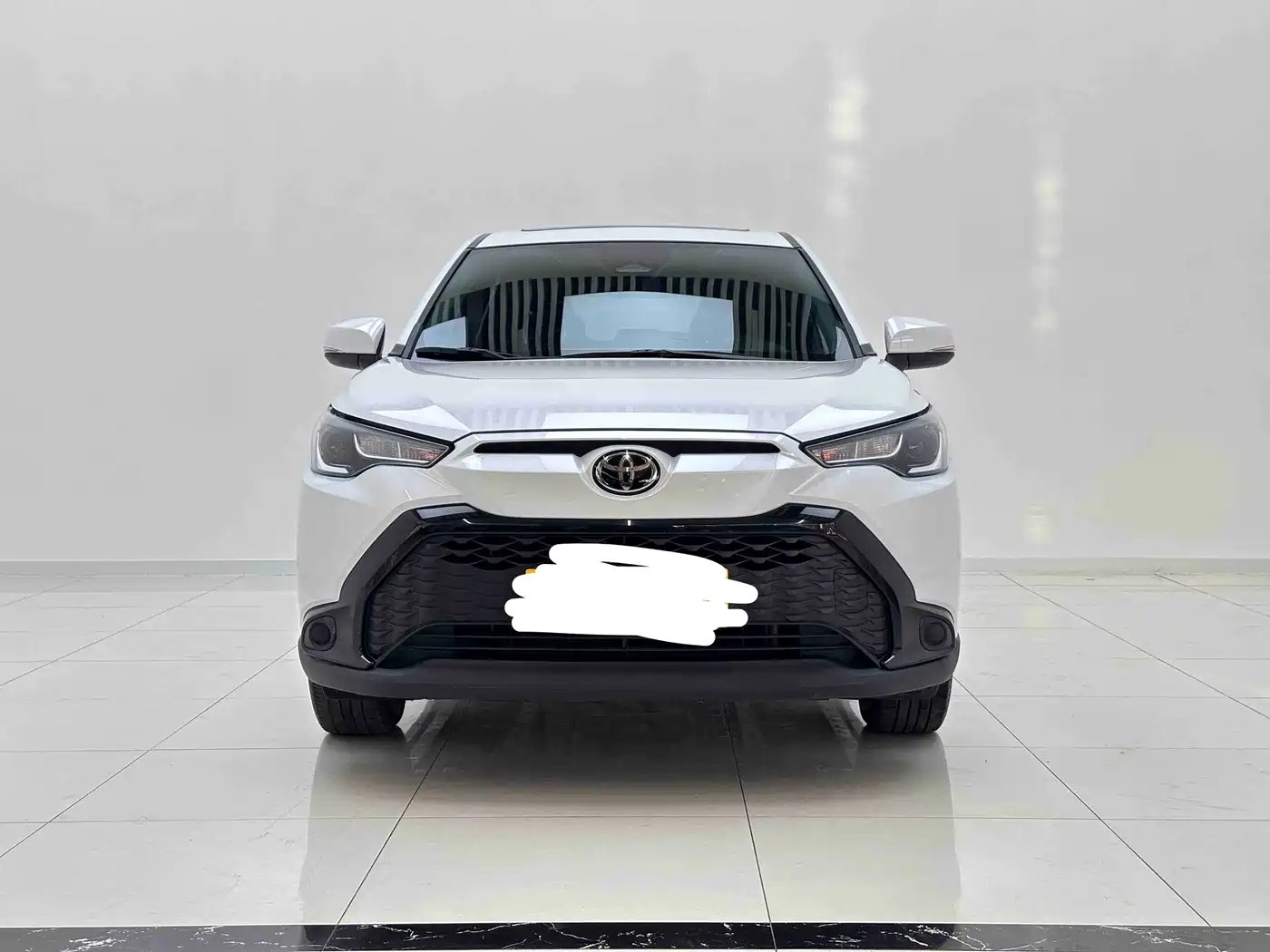 Toyota Frontlander 2023 2.0L CVT Leading Edition фото 2