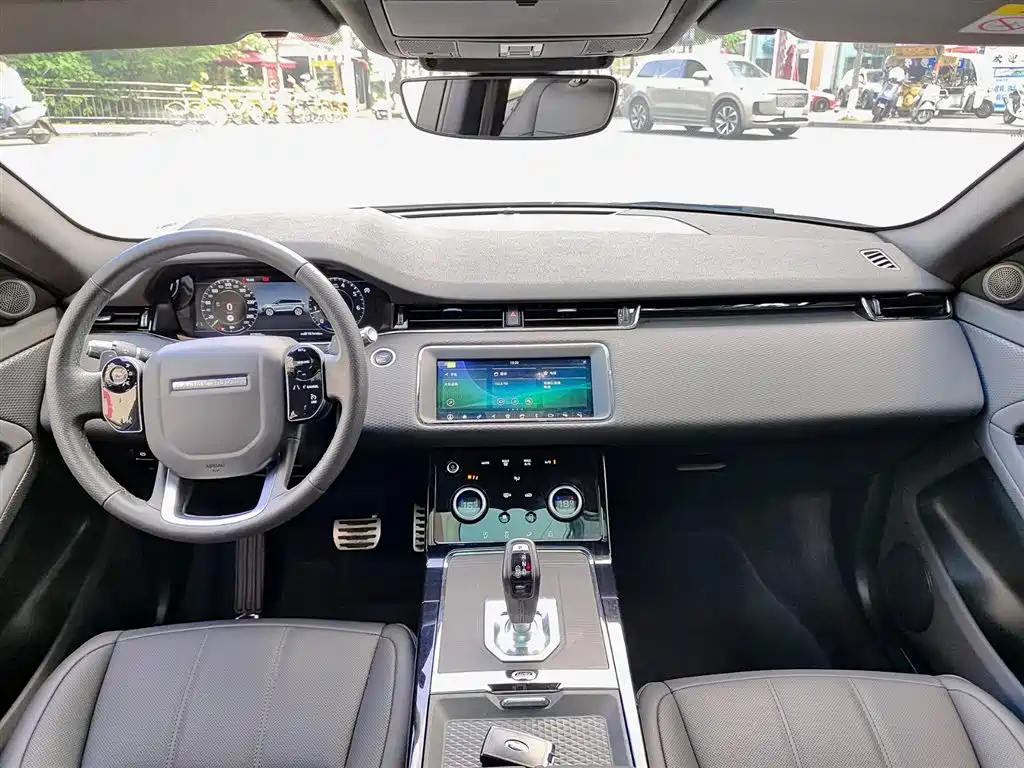 Land Rover Range Rover Evoque 2020 249PS R-DYNAMIC S Sport Edition фото 10