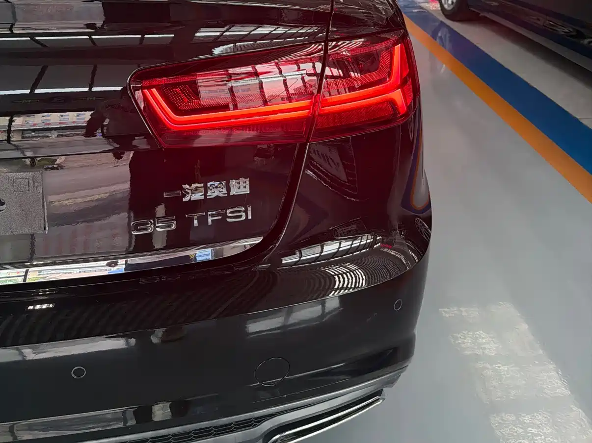 Audi A6L 2018 30th Anniversary 35 TFSI Sport фото 19