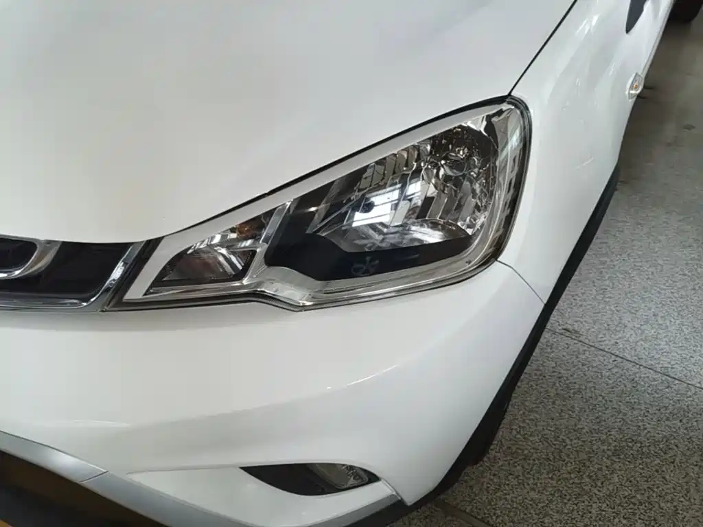 Geely Yuanjing X1 2017 2017 1.3L Auto Fun Edition