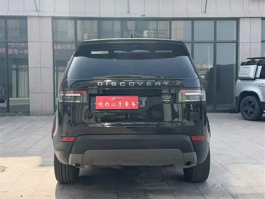 Land Rover Discovery 2018 3.0 SC V6 SE фото 5