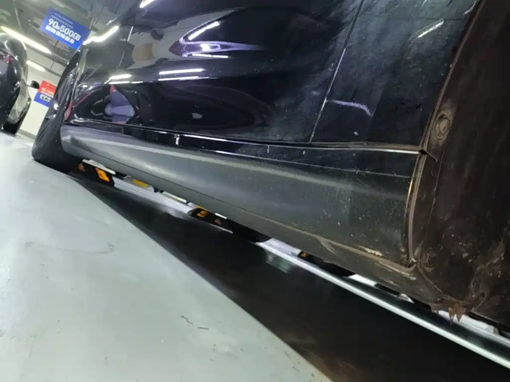 Фото 21 - Tesla Model 3