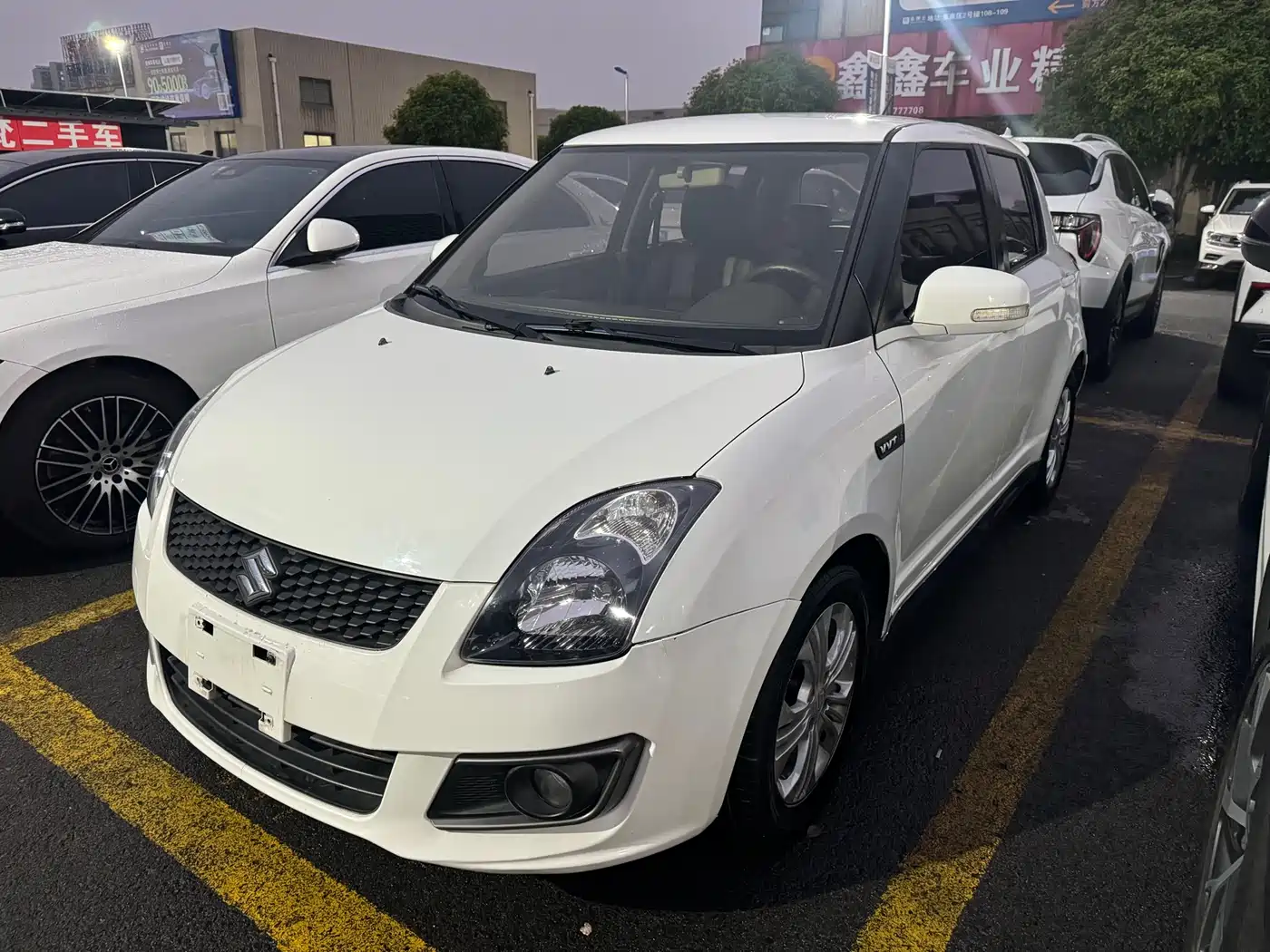 Suzuki Swift 2017 2016 1.5L Automatic Fashion Cool Edition