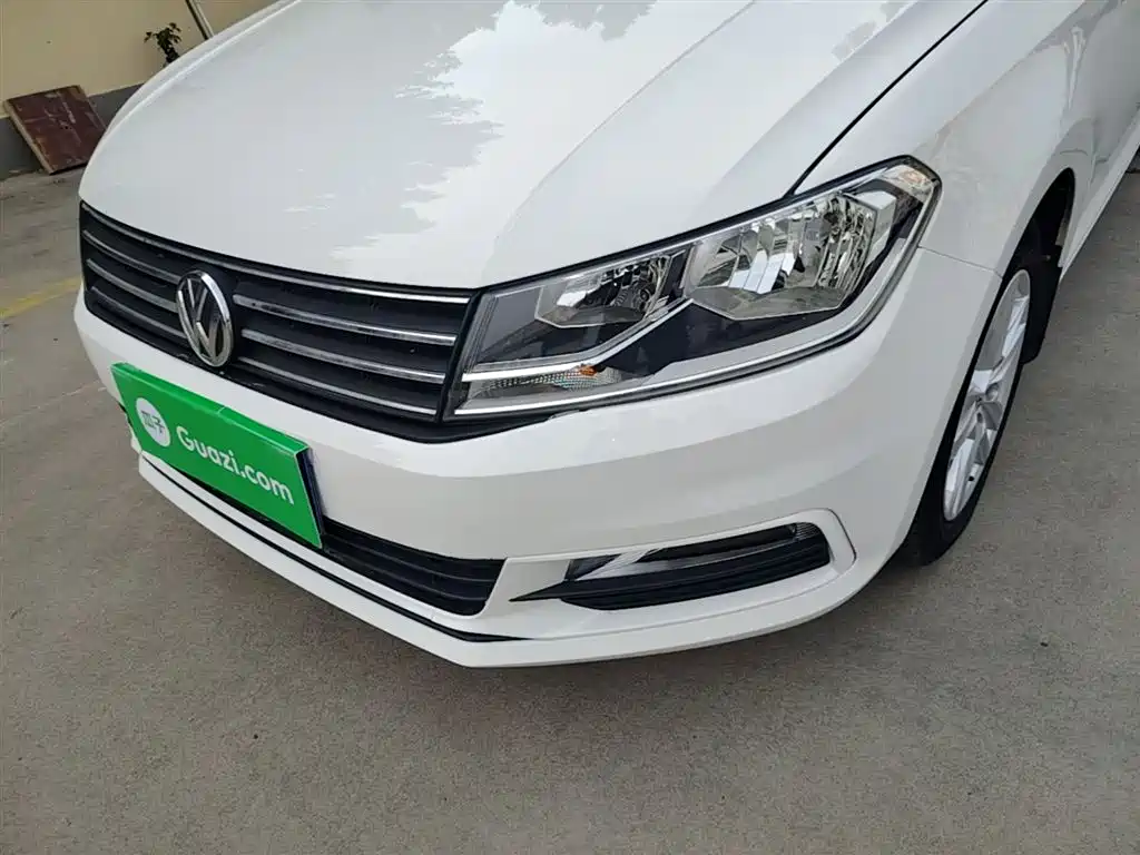 Volkswagen Santana 2018 1.5L Manual Comfort Edition фото 24