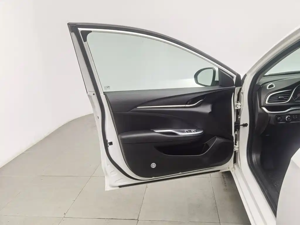 Фото 8 - Buick Excelle