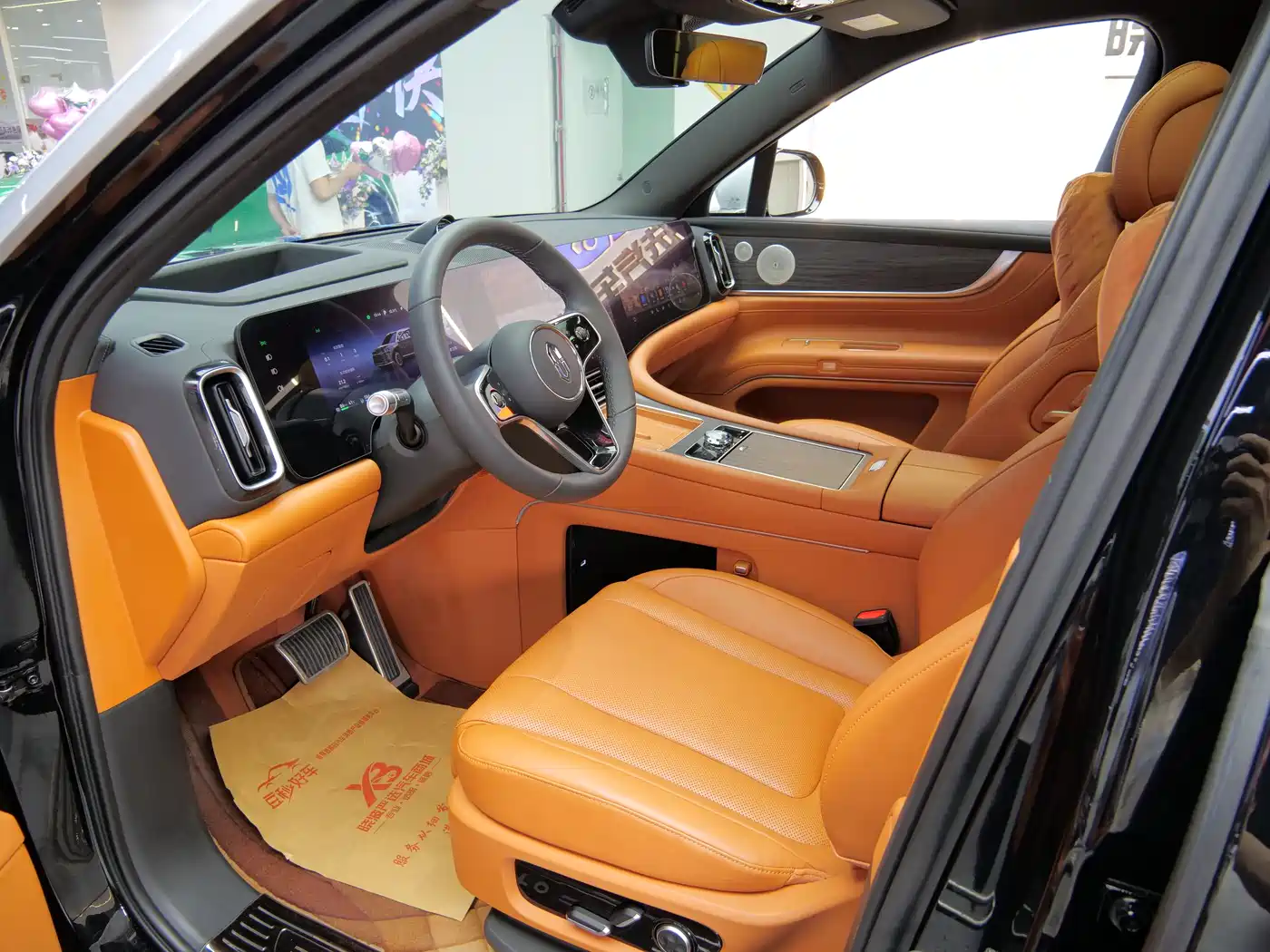 AITO Wenjie AITO M9 2024 Range Extender Ultra 52kWh 6-seater фото 8