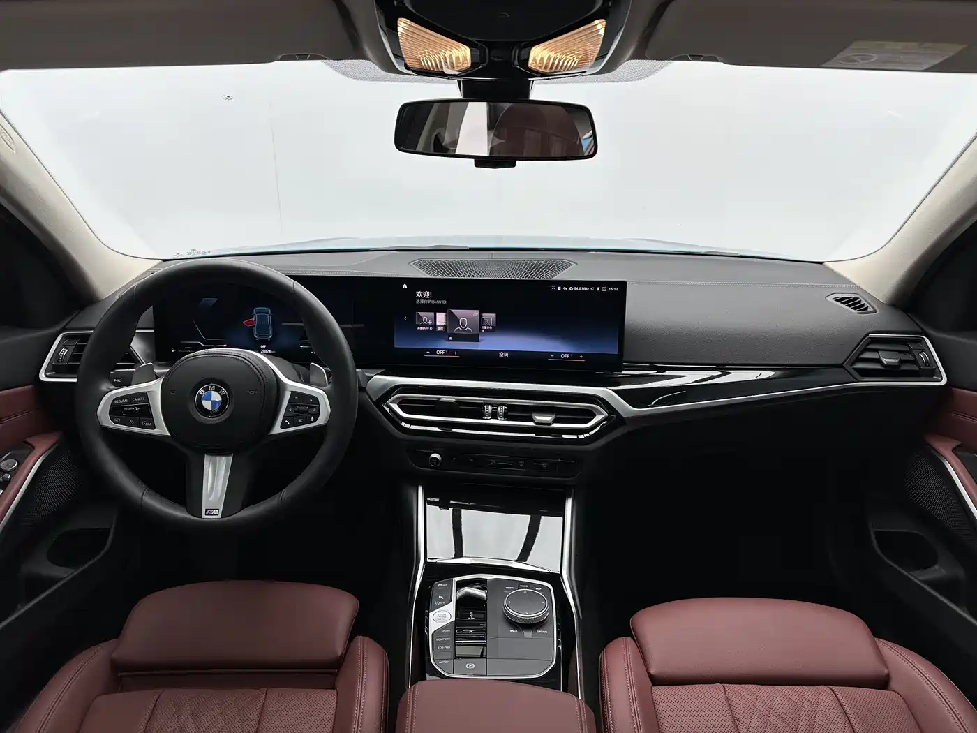 BMW 3 Series 2023 320Li M Sport Package фото 7