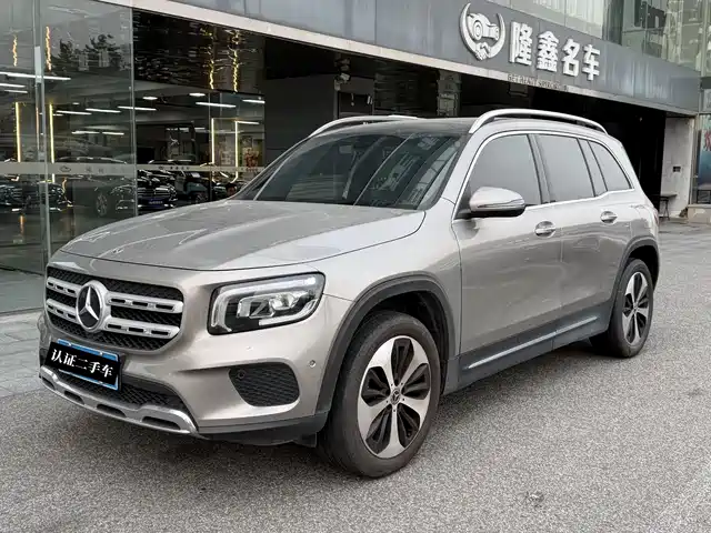 MERCEDES-BENZ GLB