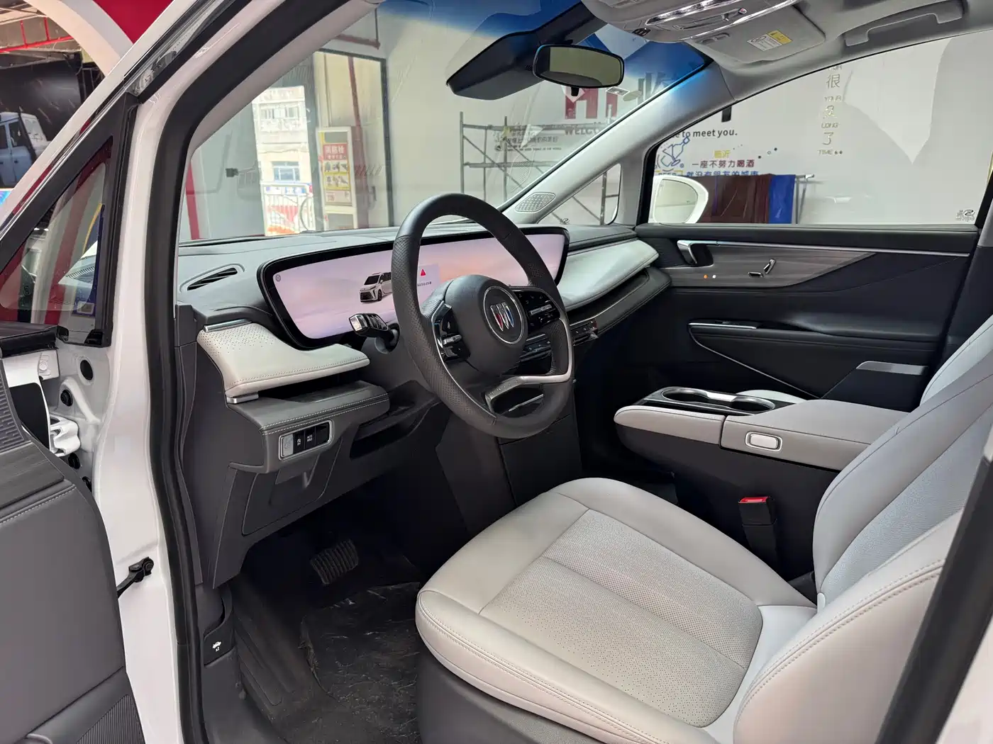 Buick GL8 2025 Model Landglory Smart Edition фото 4