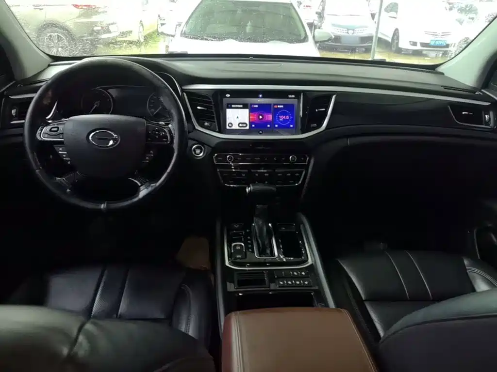 GAC Trumpchi Trumpchi GS7 2019 2017 320T 2WD Luxury Smart Connect