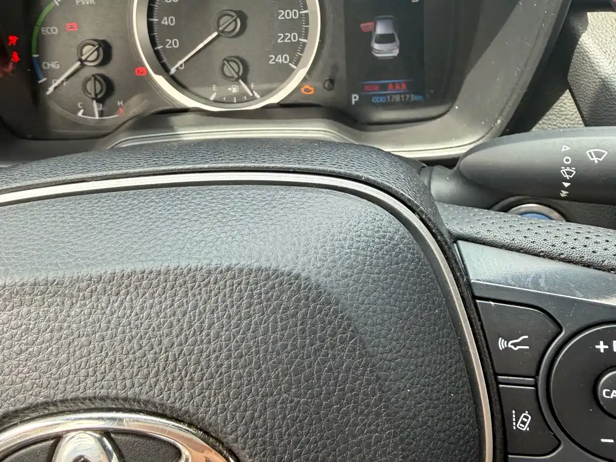 Toyota Levin 2023 Smart Hybrid 1.8L Sport Edition фото 13