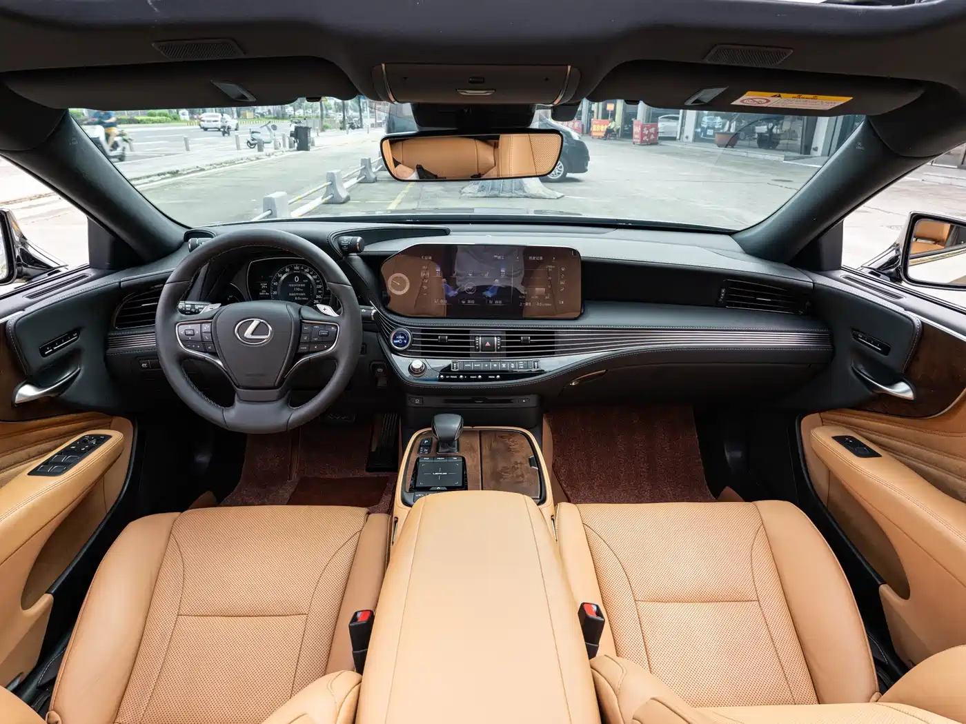 Lexus LS 2022 2021 500h Excellence Edition