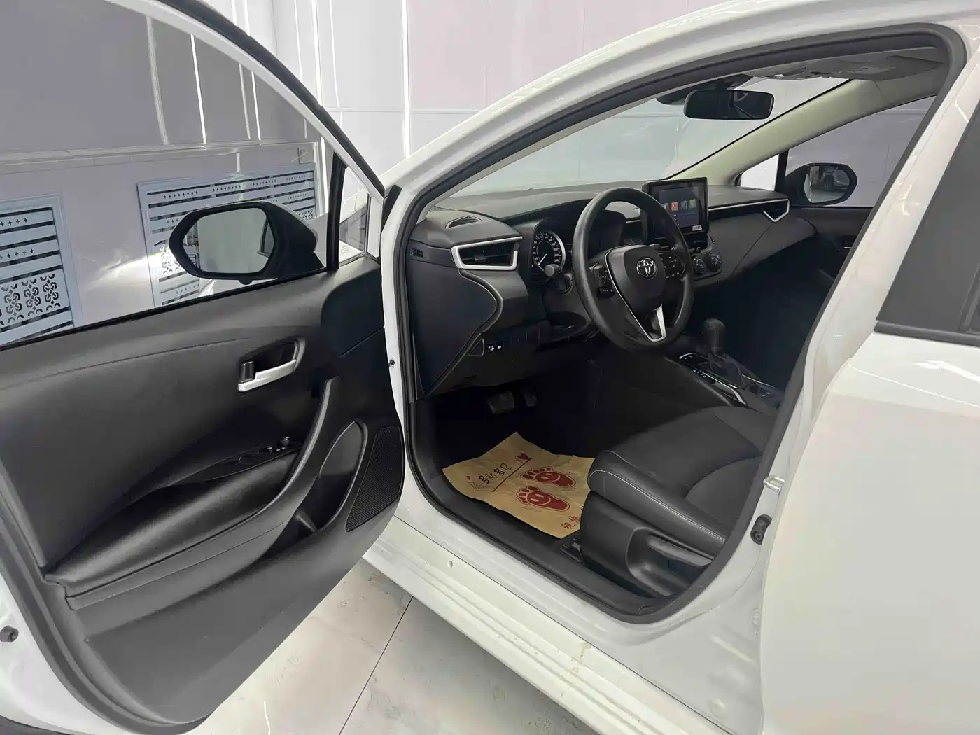 Toyota Corolla 2022 TNGA 1.5L CVT Pioneer Edition фото 7