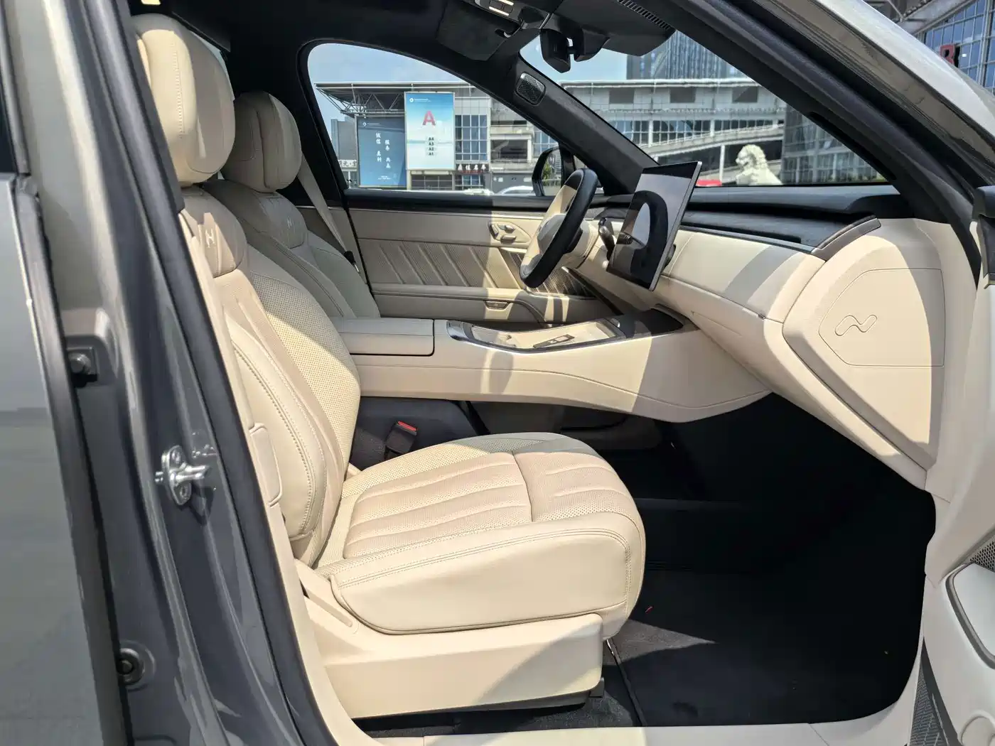 Ledao L90 2025 2025 AWD Base Model