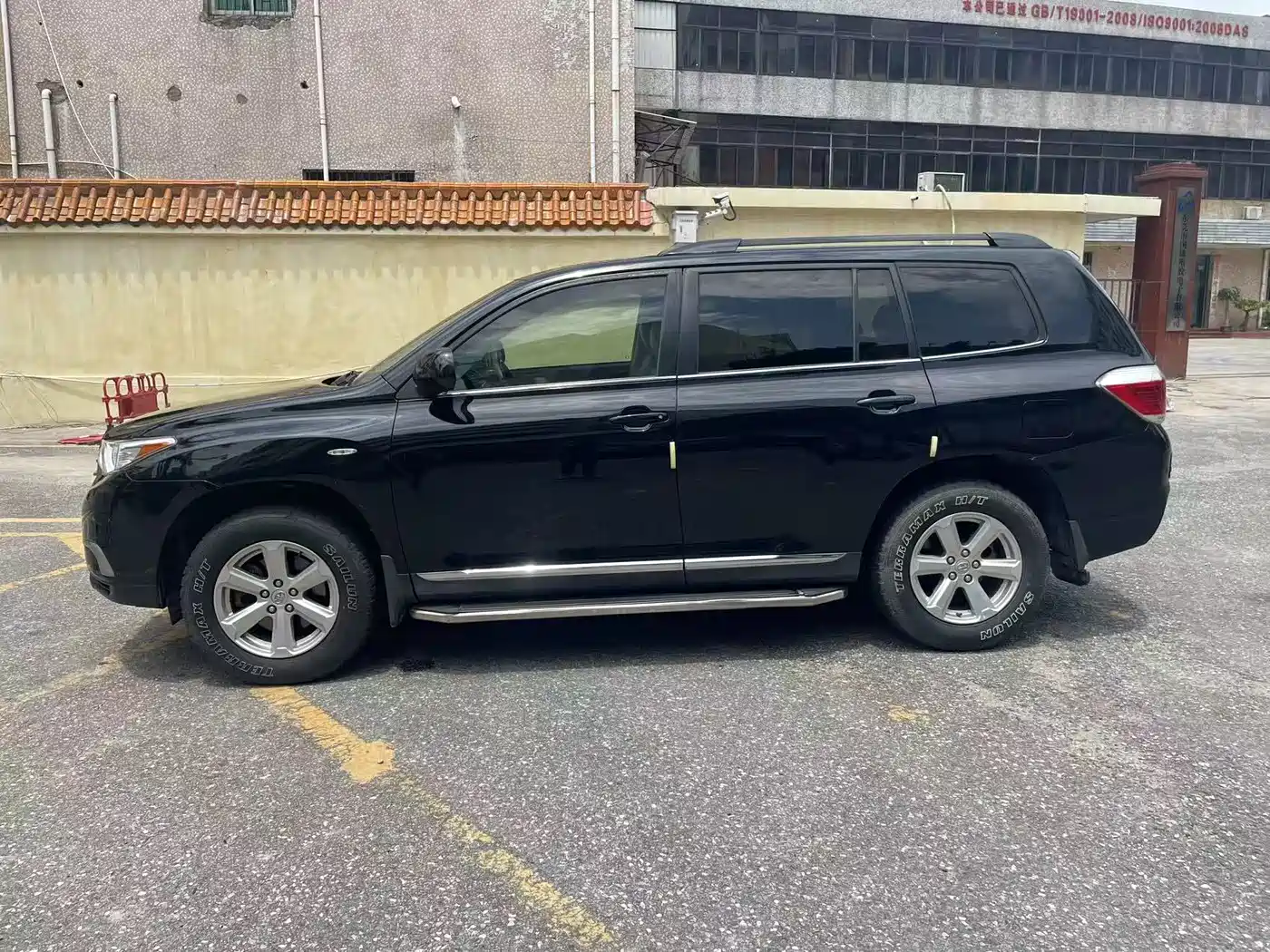 Фото 8 - Toyota Highlander