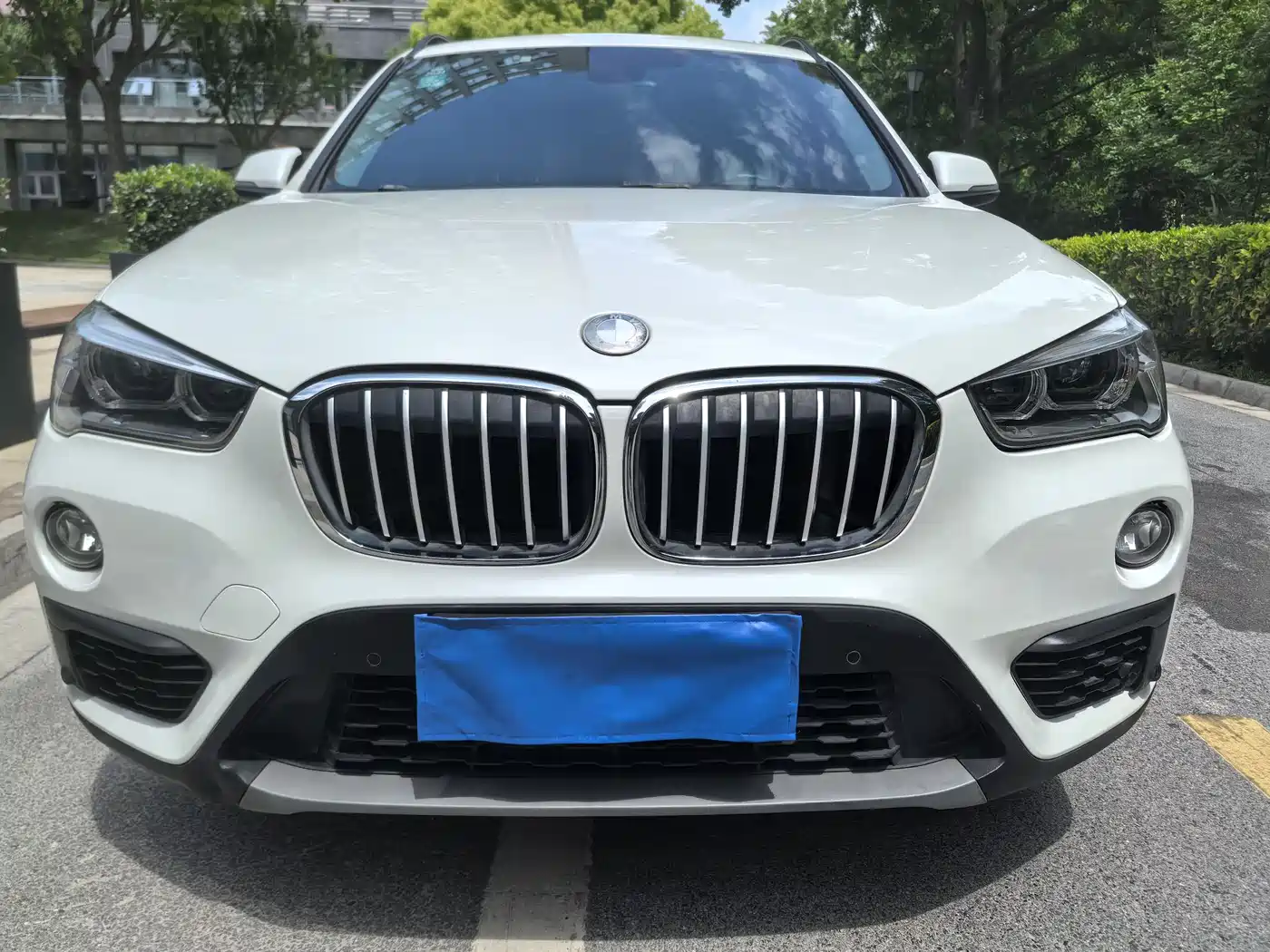 BMW X1 2018 sDrive18Li Premium Model фото 2