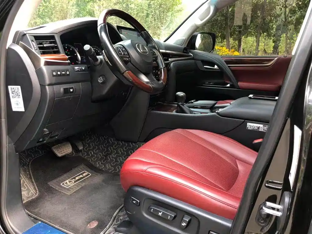 Lexus LX 2019 570 Prestige Luxury Edition фото 7