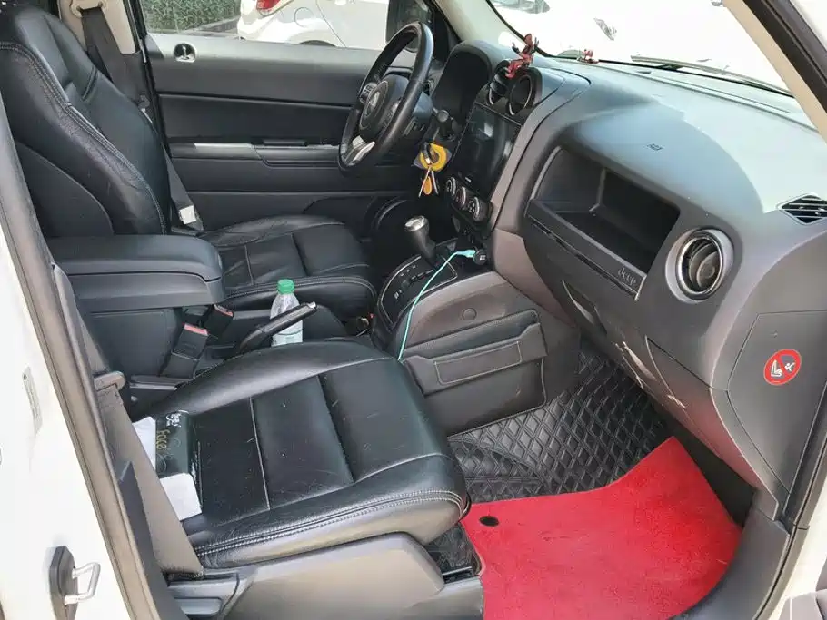 Jeep Patriot 2015 2014 2.0L Sport Enhanced Edition
