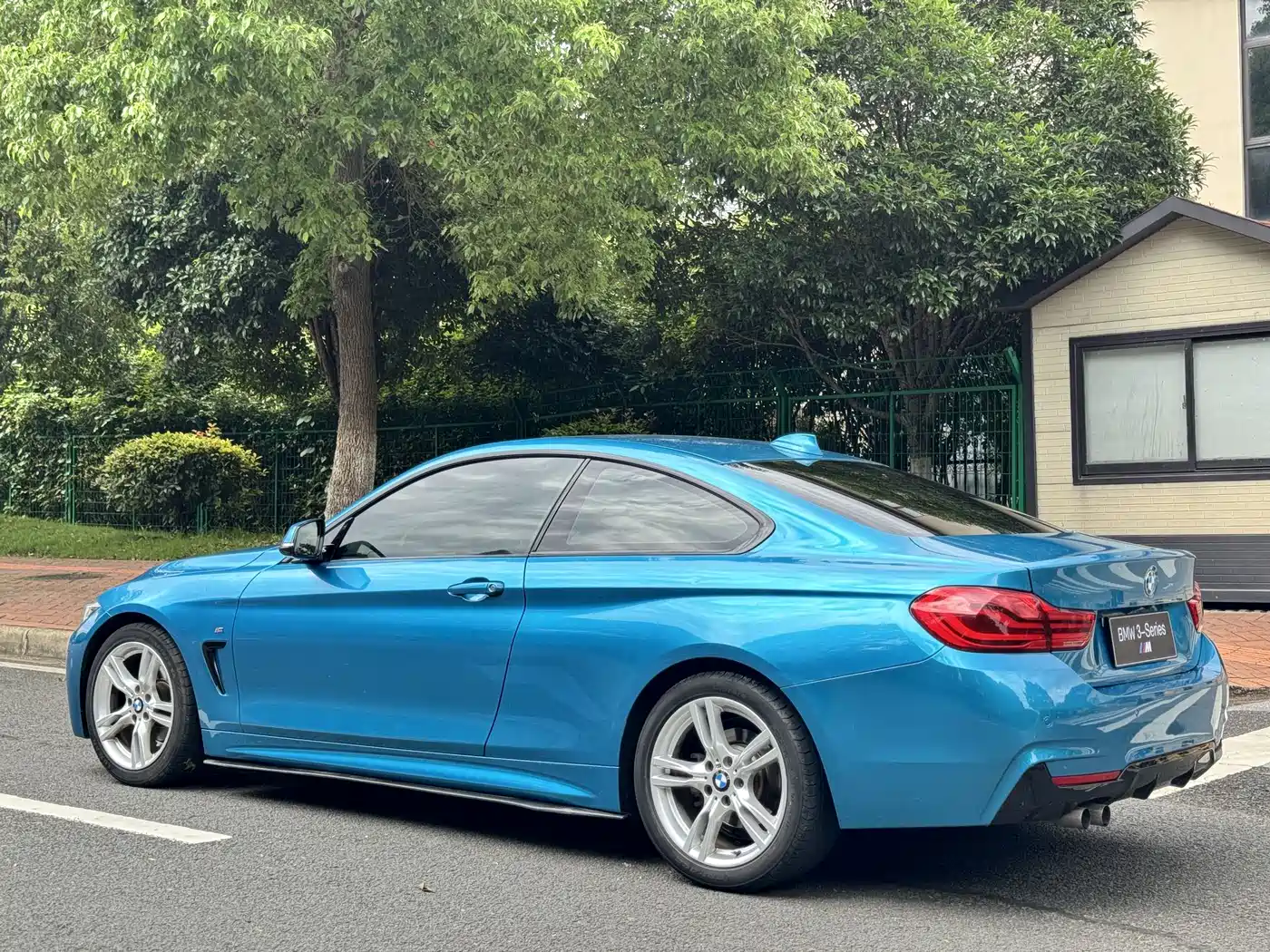 BMW 4 Series 2019 425i M Sport Shadow Edition фото 7