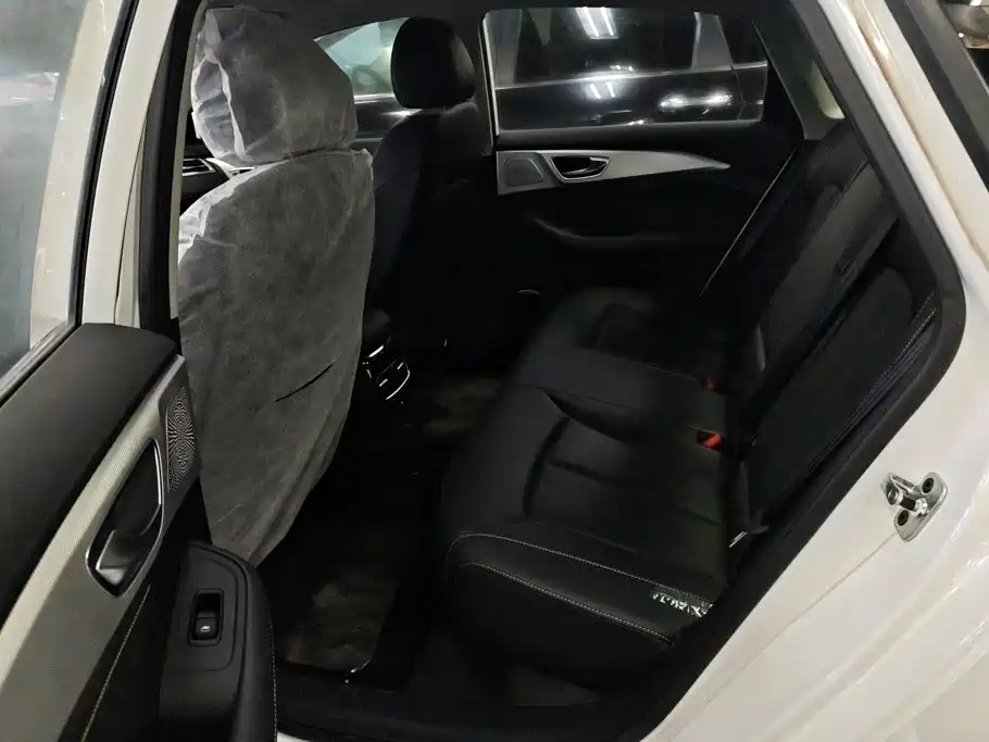 Roewe i6 MAX EV 2026 2022 EV 500 Sunroof Premium