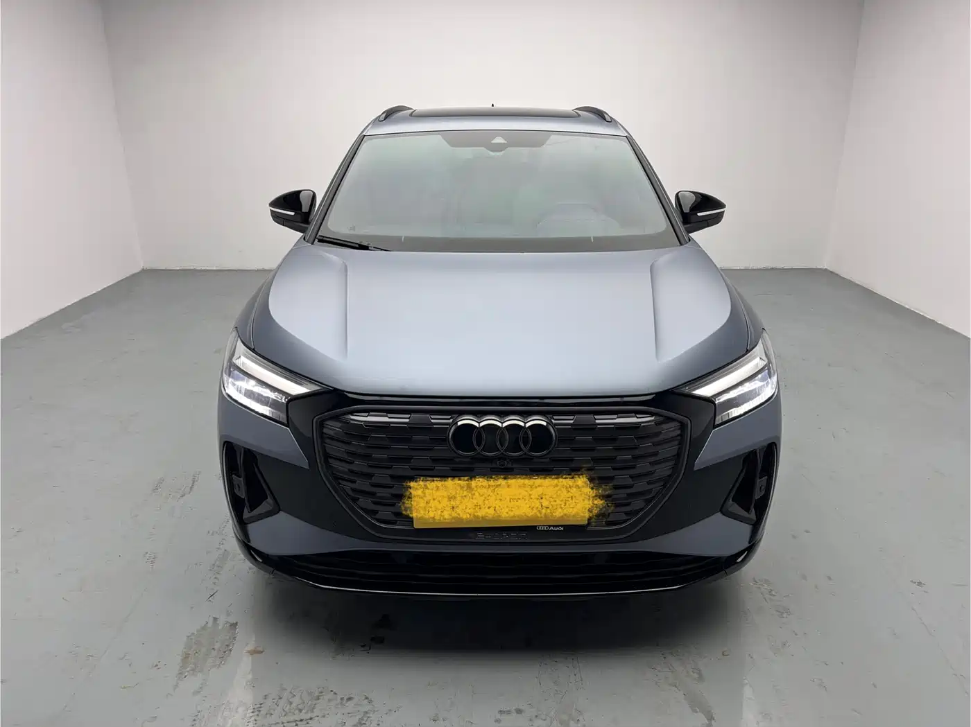 Audi Q4 e-tron 2022 40 e-tron First Edition фото 2