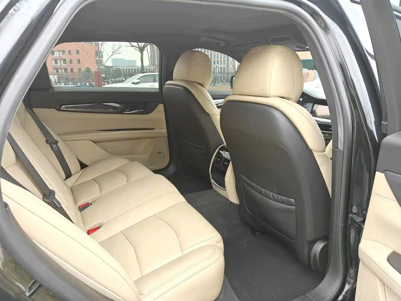 Cadillac CT6 2019 28T Fashion Model фото 3