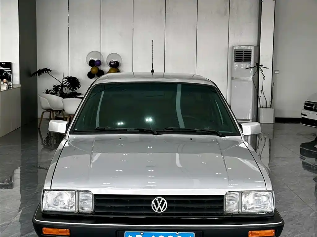 Volkswagen Santana Classic 2007 Model 1.8L Scenic Edition фото 2