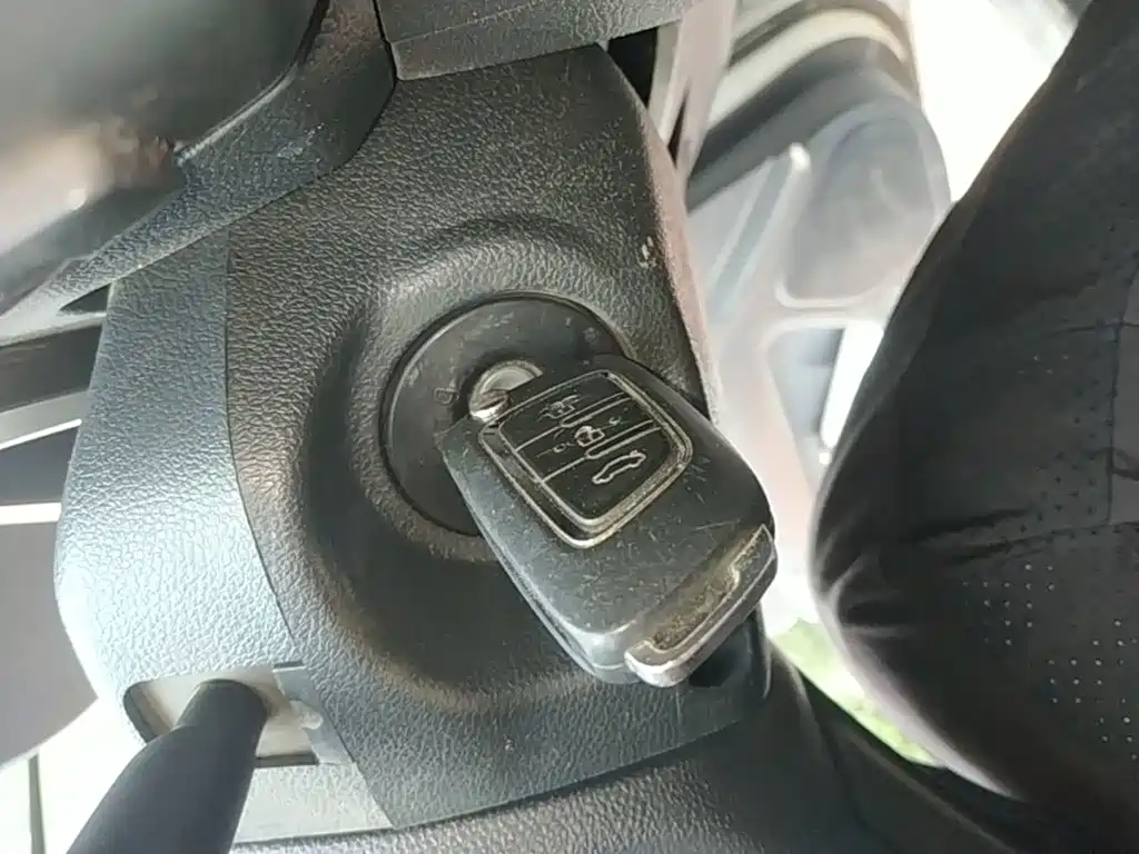Dongfeng Aeolus Dongfeng Fengshen AX3 2017 2016 1.5L Manual Trendy Cool Edition