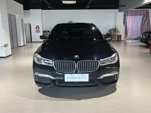 BMW 7 Series 2018 740Li Leading Type M Sport Package — фото 2