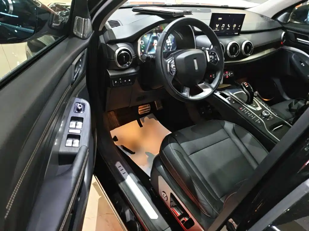 WEY VV6 2019 2019 2.0T 2WD Ultra Luxury China VI