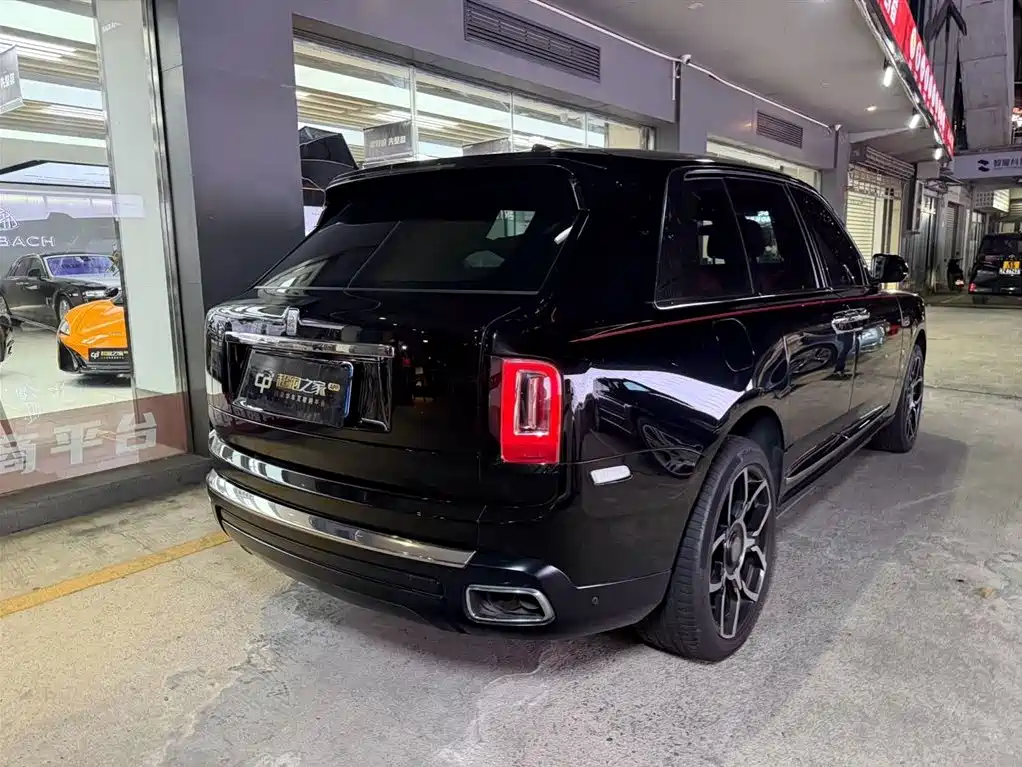 Rolls-Royce Cullinan 2024 2024 4-Seater