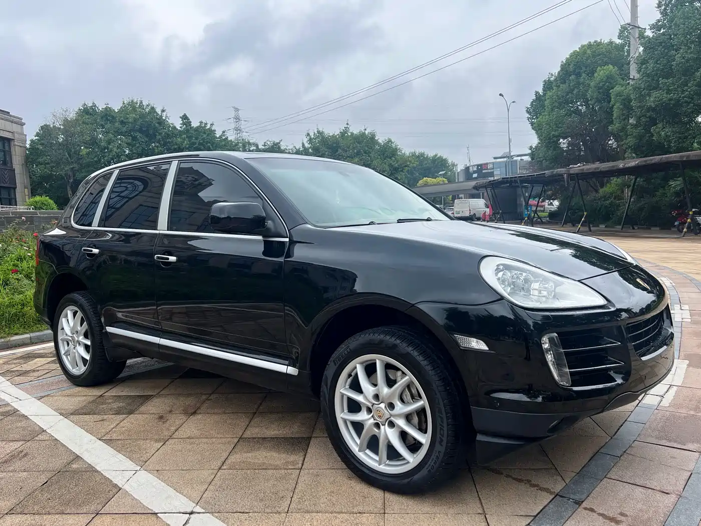 Porsche Cayenne 2009 Model Cayenne S Transsyberia 4.8L фото 3