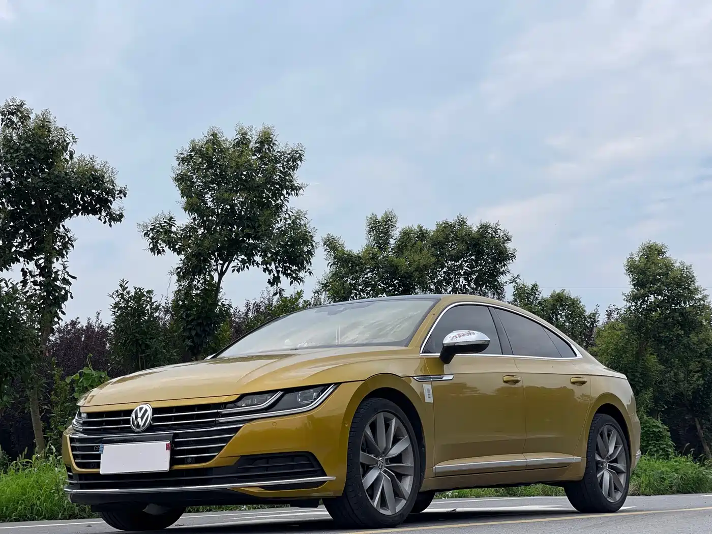 Photo 1 - Volkswagen FAW-Volkswagen CC