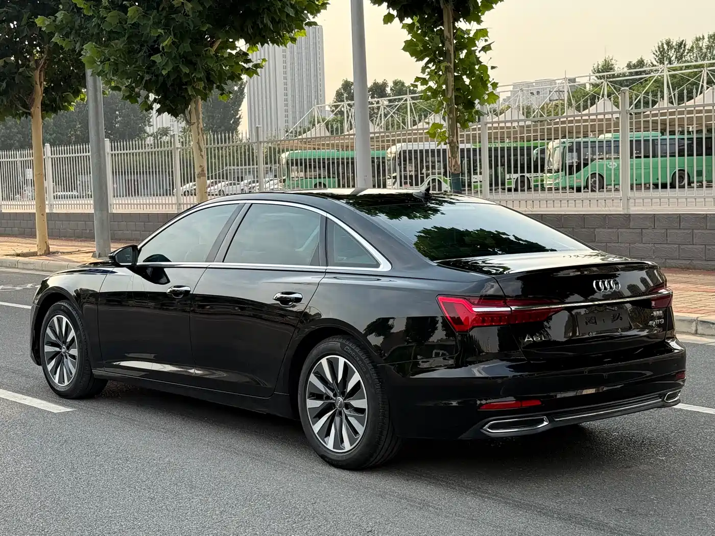 Audi A6L 2021 45 TFSI Exclusive Elegance фото 9