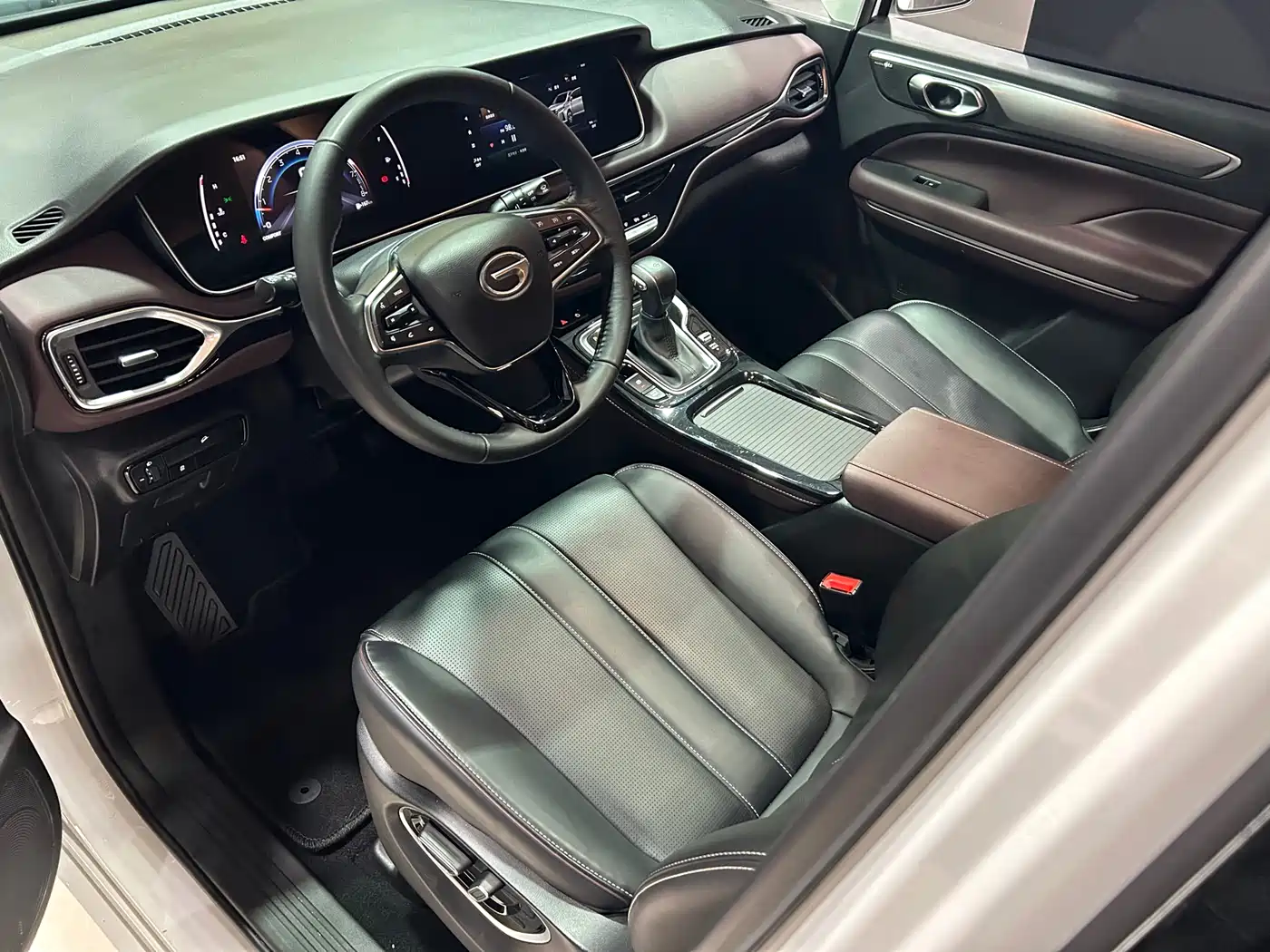 GAC Trumpchi Trumpchi M6 2023 PRO 270T DCT Luxury Edition фото 13