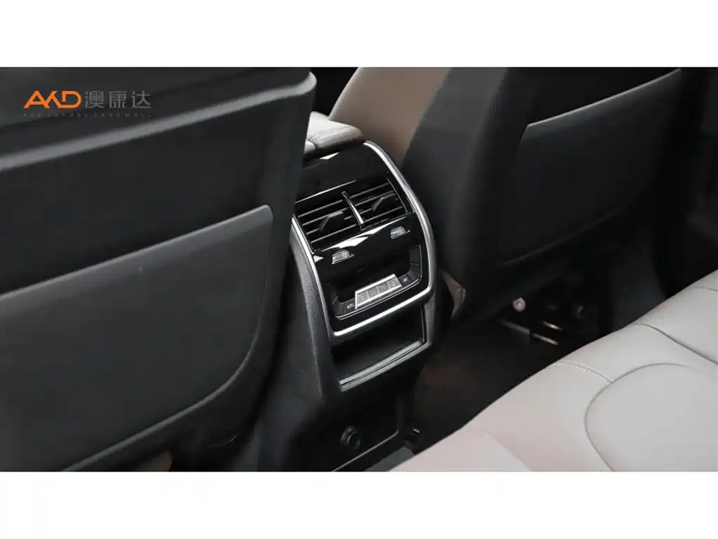 BMW X6 2022 Model Year Facelift II xDrive40i Exclusive M Sport Package фото 9
