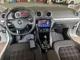 صورة 10 - Volkswagen Jetta