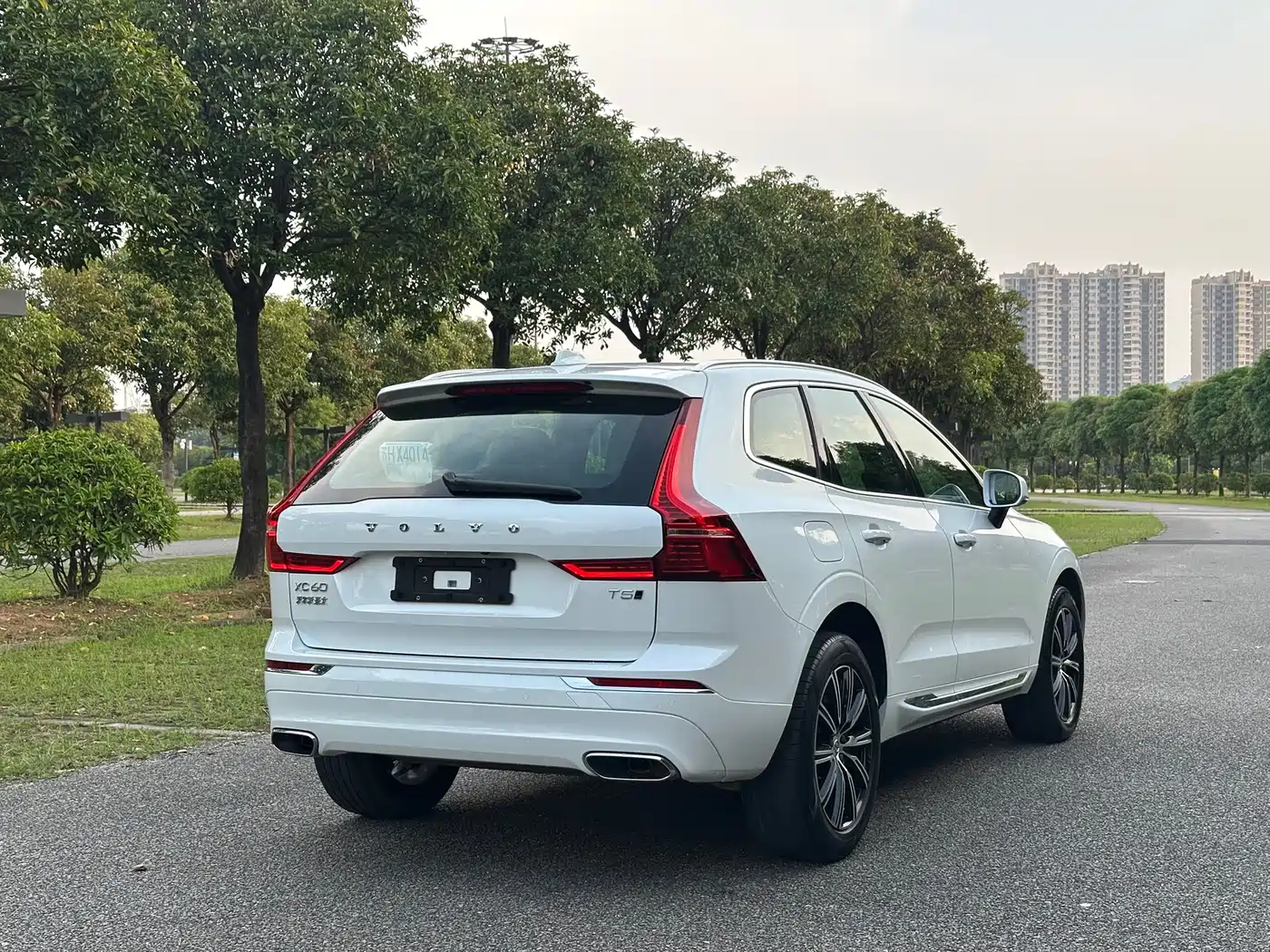 Фото 19 - Volvo XC60
