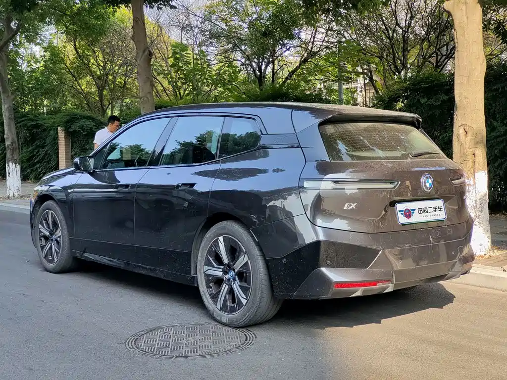 BMW iX 2023 2022 xDrive40