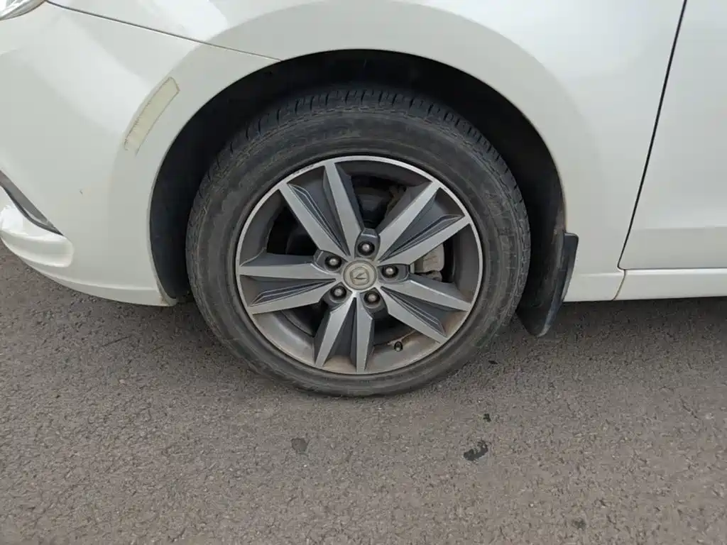 Changan Eado 2015 2015 1.6L Manual Luxury China V