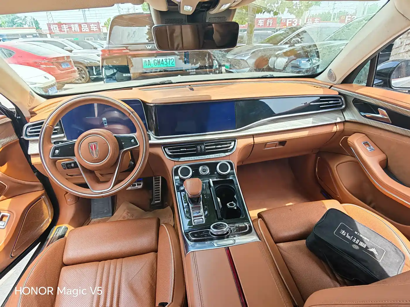 Hongqi H9 2020 2.0T Smart Connection Qi Chang Edition фото 6