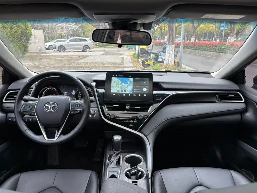 Toyota Camry 2021 2.0G Luxury Edition фото 5