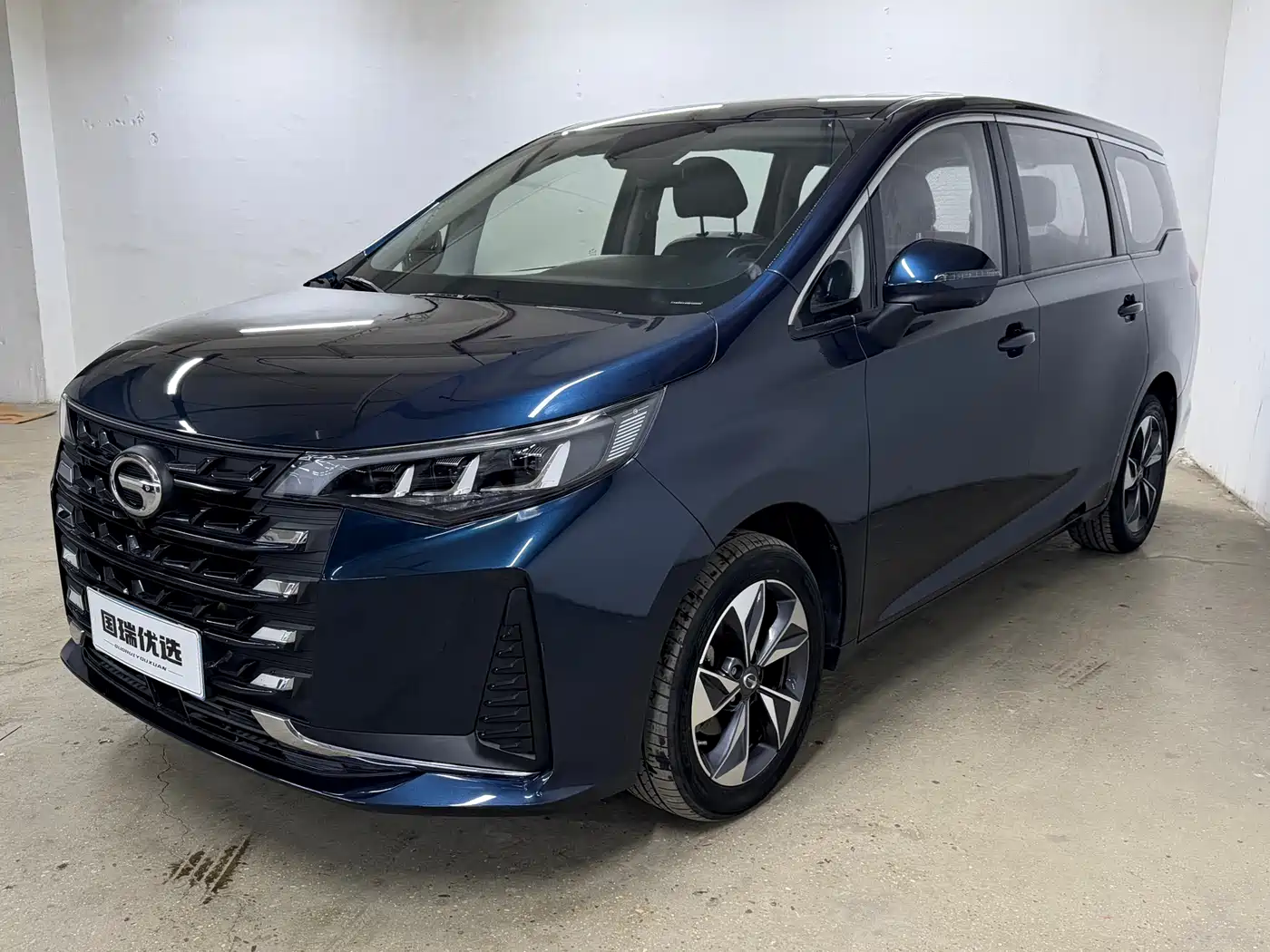 GAC Trumpchi Trumpchi M6 2021 270T DCT Premium Edition (7-seater)