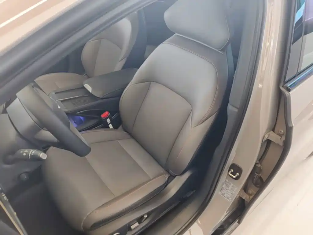 Hongqi EH7 2025 2025 640 AWD Smart Selection Edition