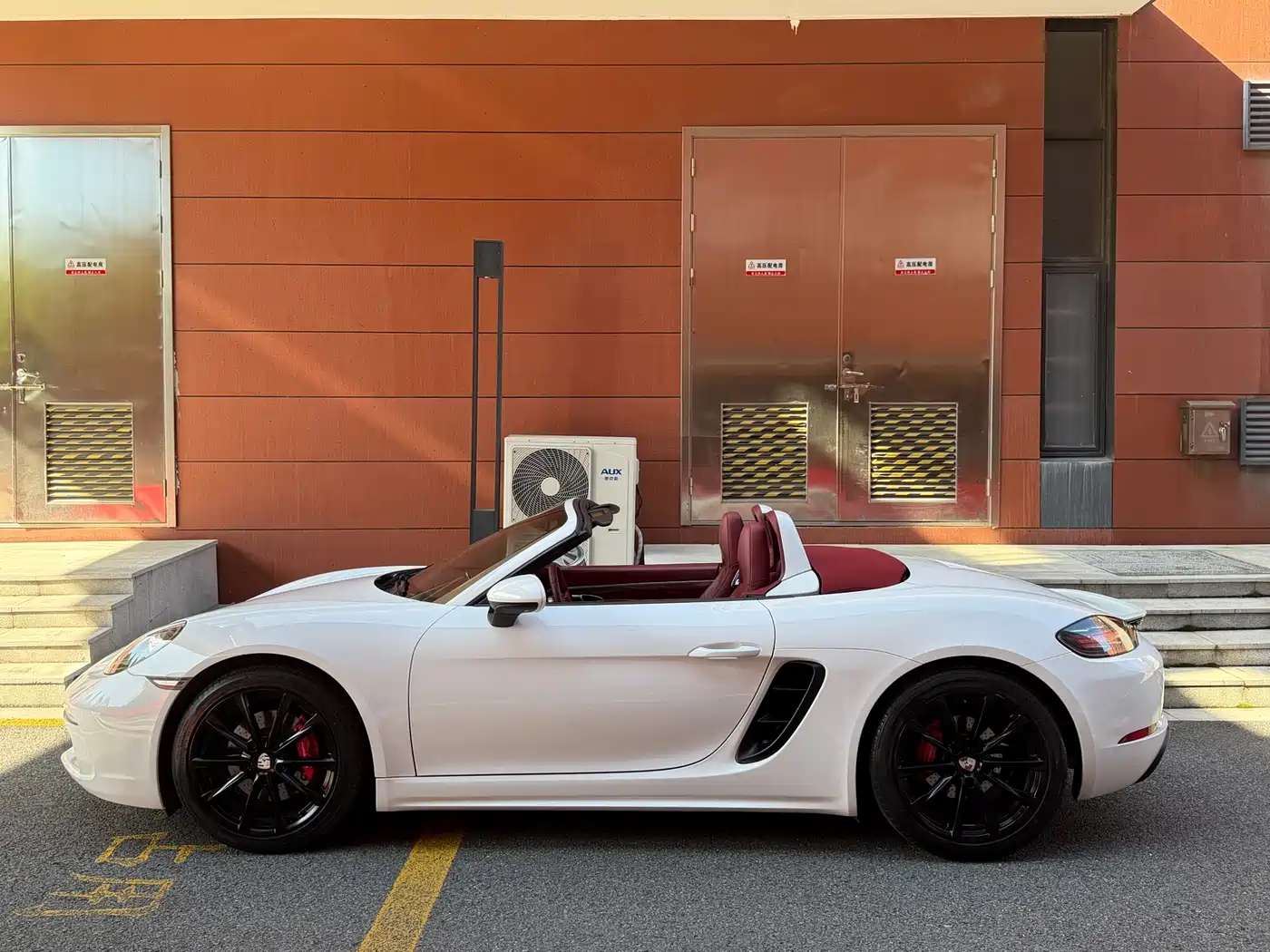 Porsche 718 2018 Boxster 2.0T фото 18