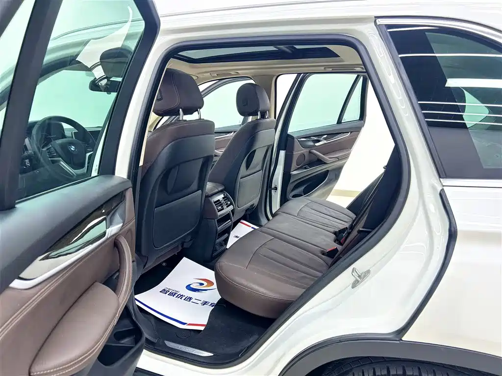 BMW X5 (Import) 2014 xDrive35i Leading фото 5