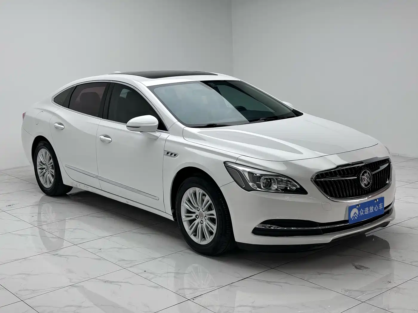 Buick LaCrosse 2016 Facelift 20T Leading фото 2