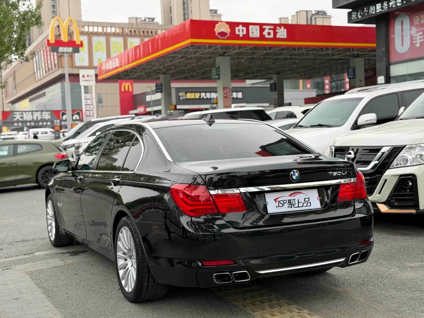 BMW 7 Series 2009 740Li Premium фото 12