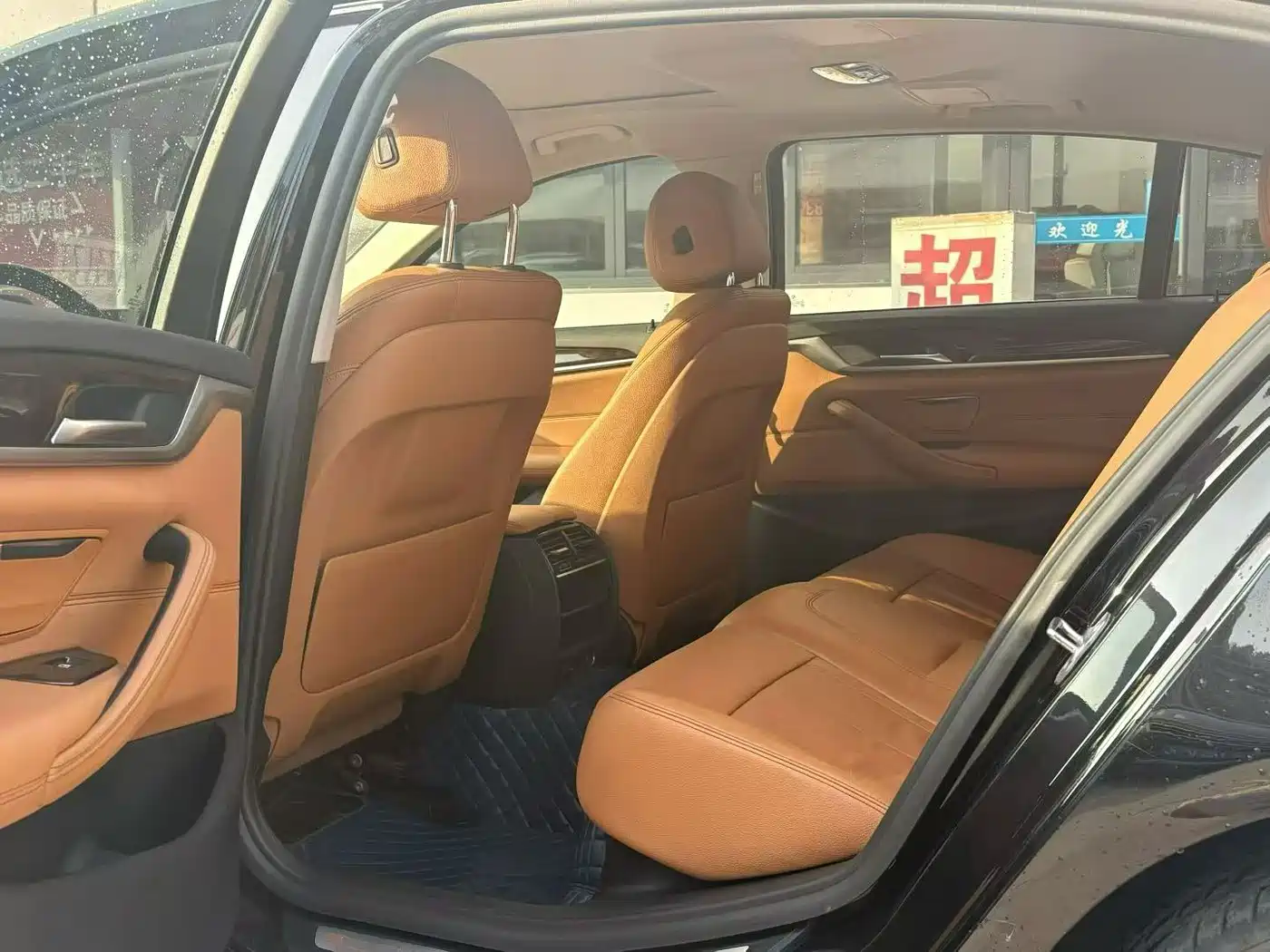 BMW 5 Series 2018 528Li Launch Special Edition фото 6