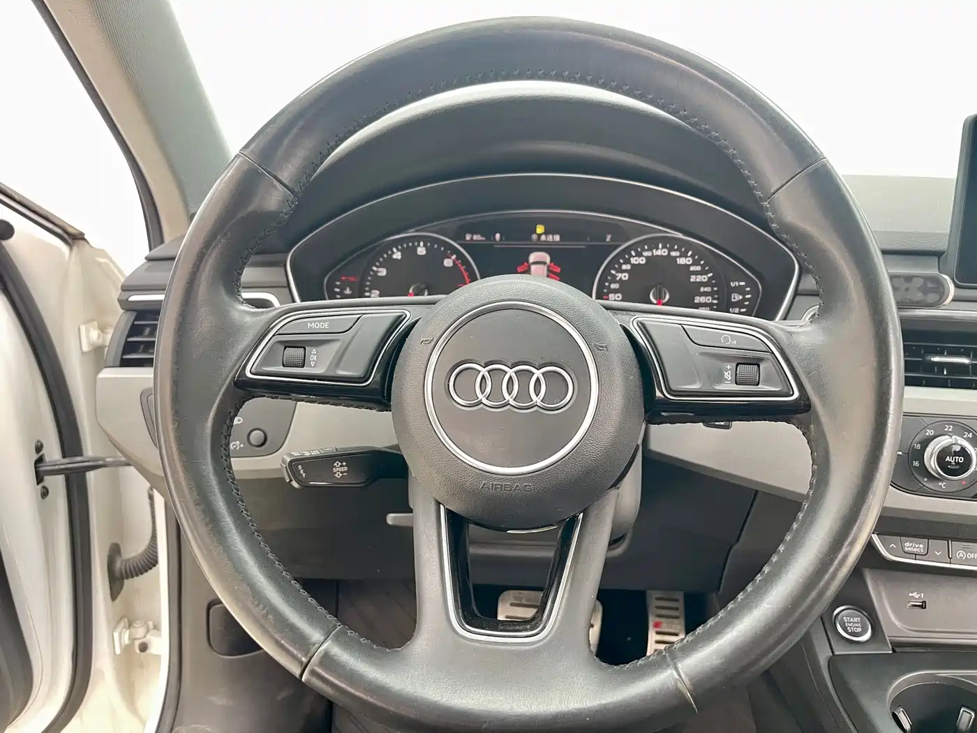Audi A4L 2018 30th Anniversary 40 TFSI Progressive фото 8